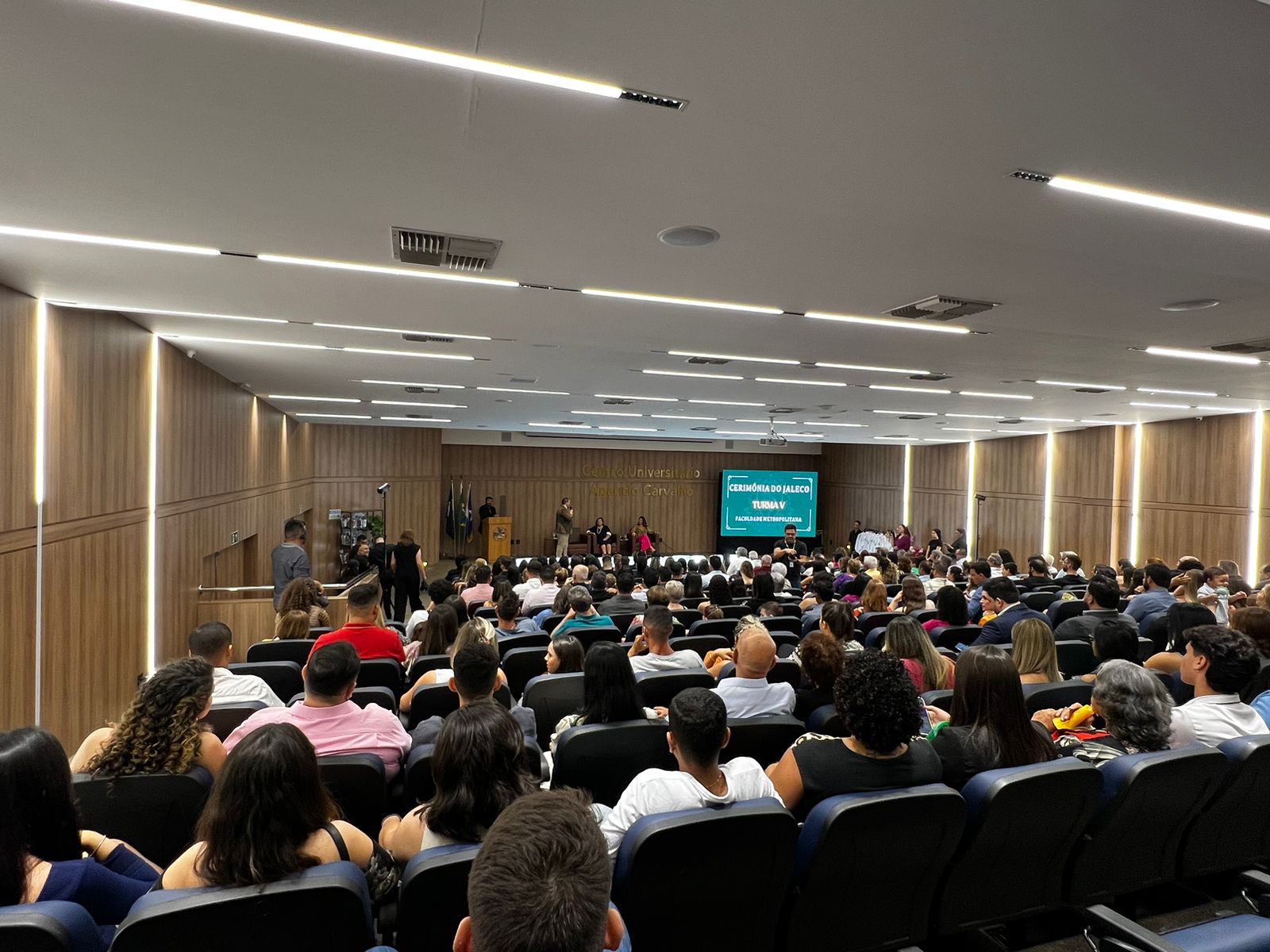 Cerimônia do Jaleco: Medicina T XIX — FIMCA - Centro Universitário Aparicio  Carvalho